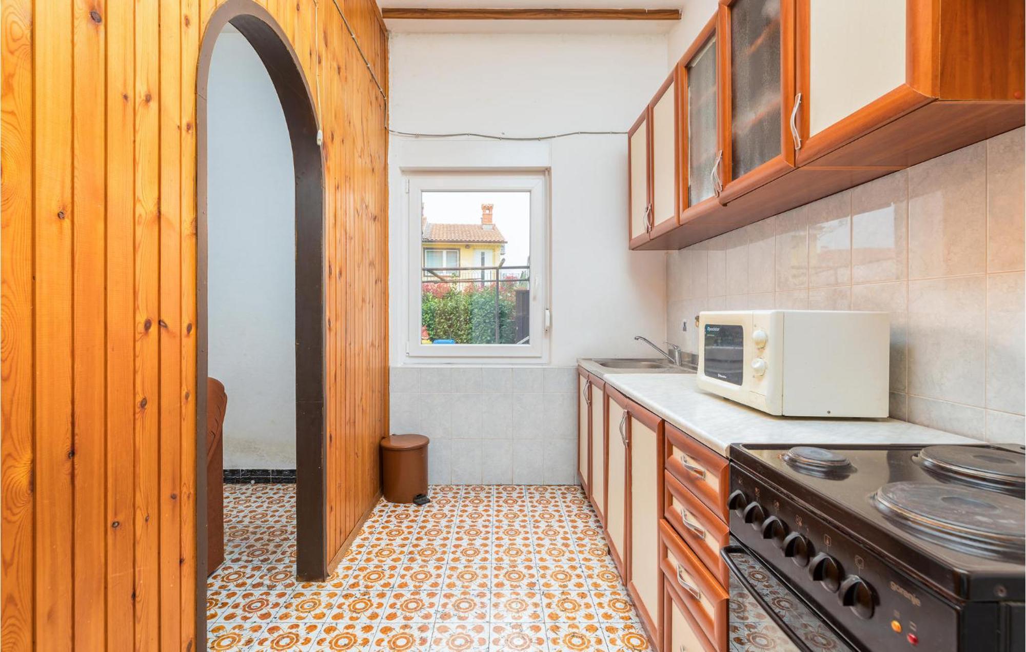 Lovely Apartment In Fazana With Kitchen エクステリア 写真