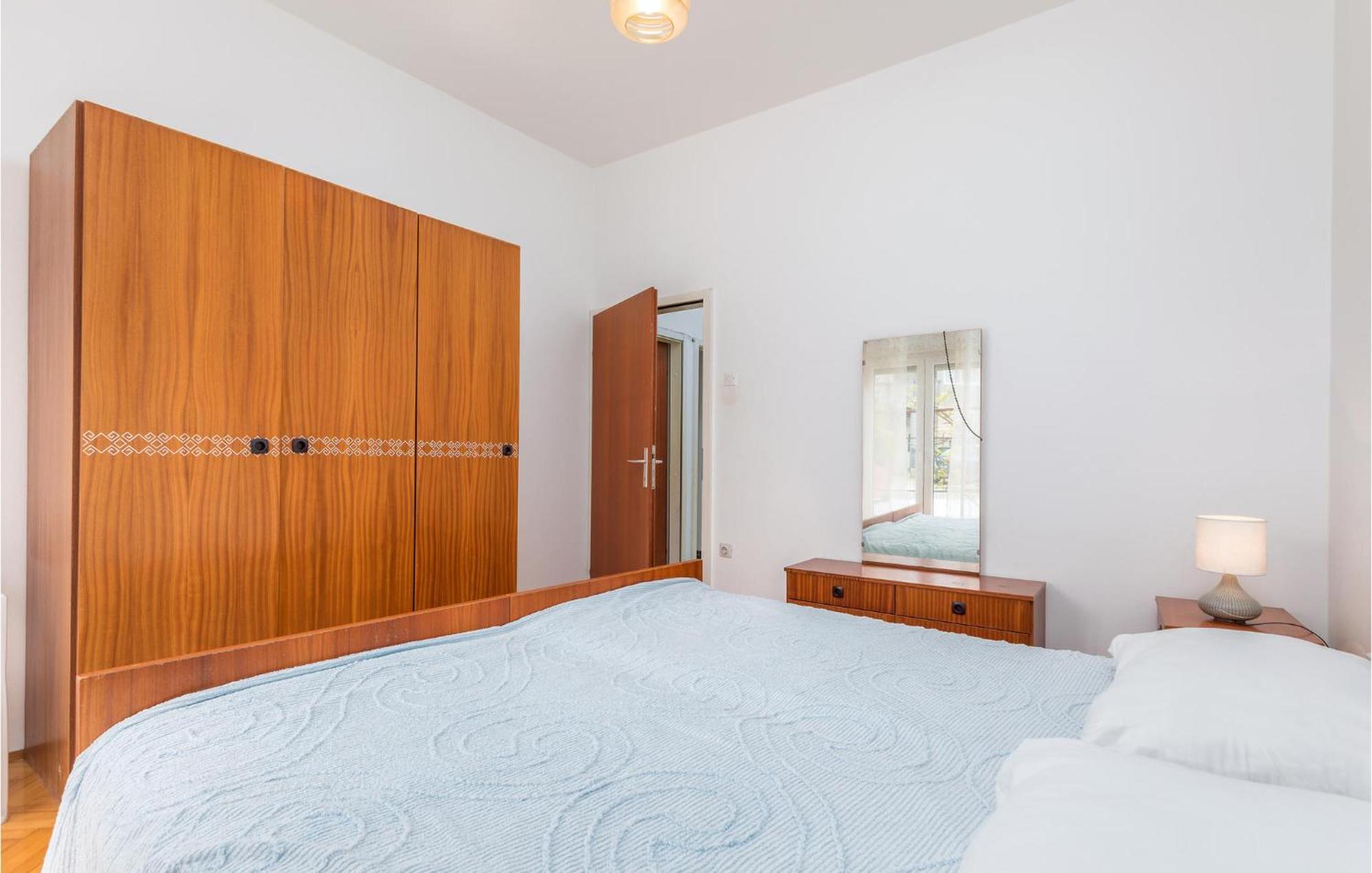 Lovely Apartment In Fazana With Kitchen エクステリア 写真