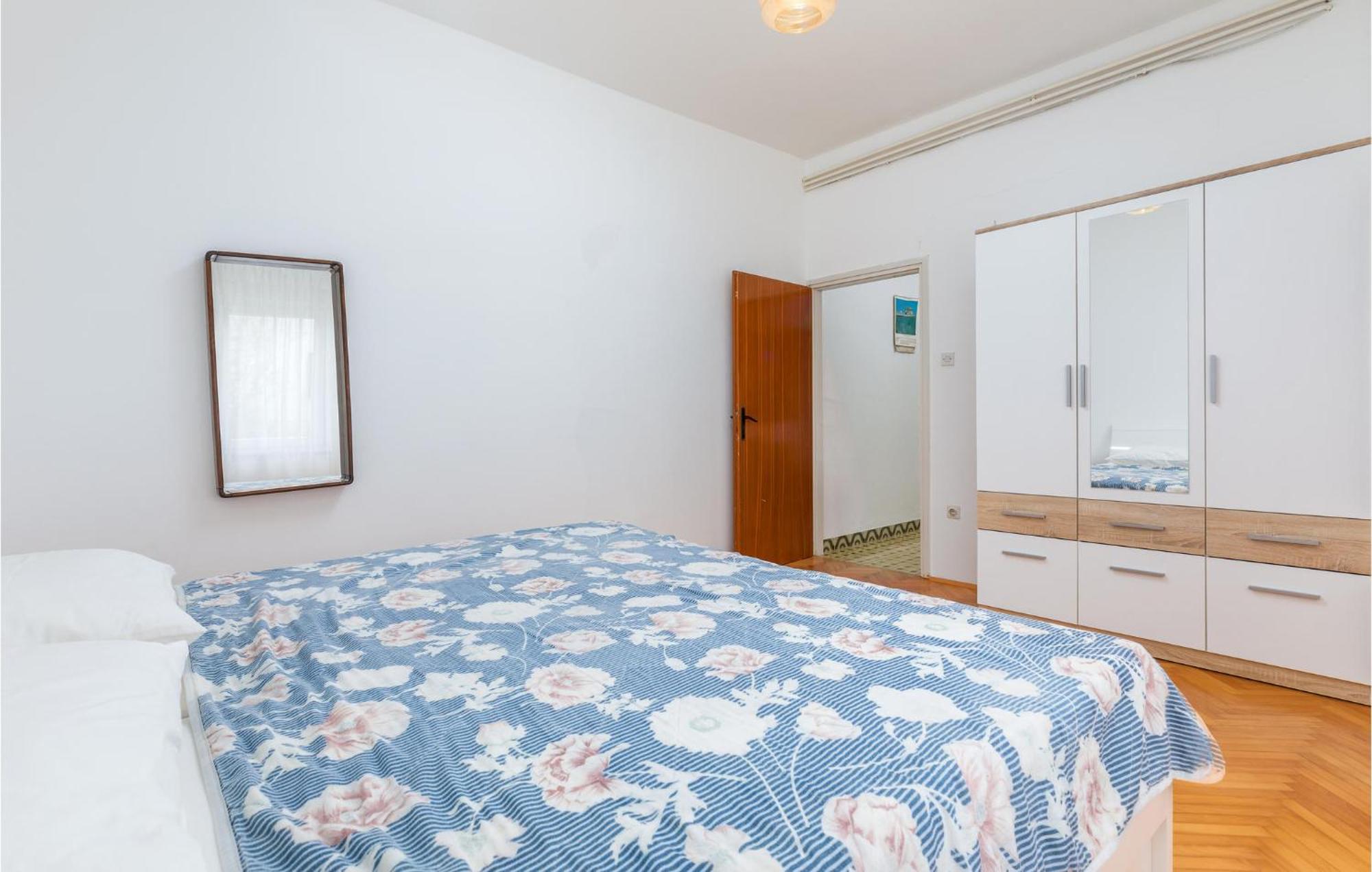 Lovely Apartment In Fazana With Kitchen エクステリア 写真