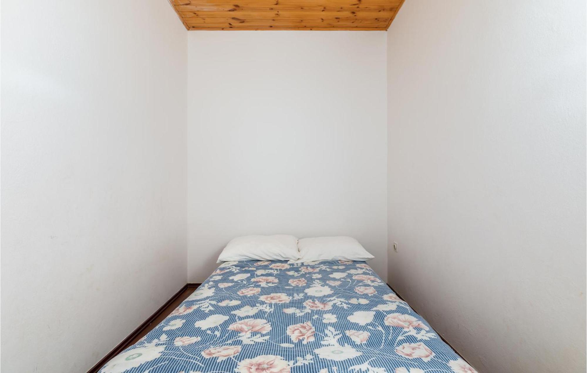 Lovely Apartment In Fazana With Kitchen エクステリア 写真